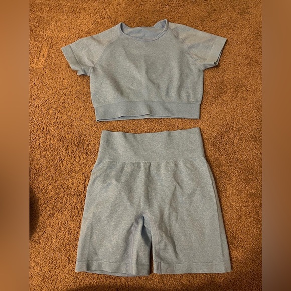 Amazon set - Picture 2 of 3